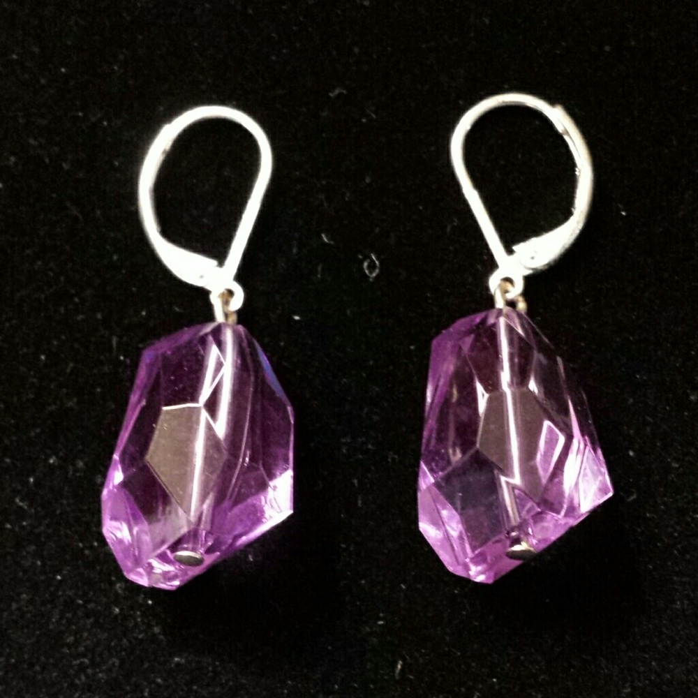 Avon Vintage Purple Faceted Earrings